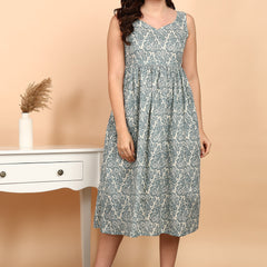 Fresh Green Cotton Sleeveless Kurta Full View