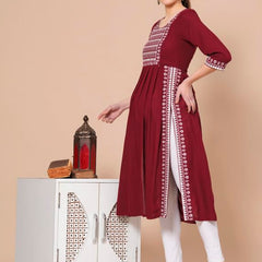 Maroon - Maternity Feeding Kurti with Zipper | Cotton Floral Printed Pregnancy & Nursing Dress | Comfortable & Stylish Maternity Wear for Women | Breastfeeding Kurta with Zipper | Soft & Elegant