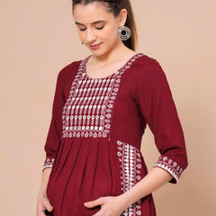 Maroon - Maternity Feeding Kurti with Zipper | Cotton Floral Printed Pregnancy & Nursing Dress | Comfortable & Stylish Maternity Wear for Women | Breastfeeding Kurta with Zipper | Soft & Elegant