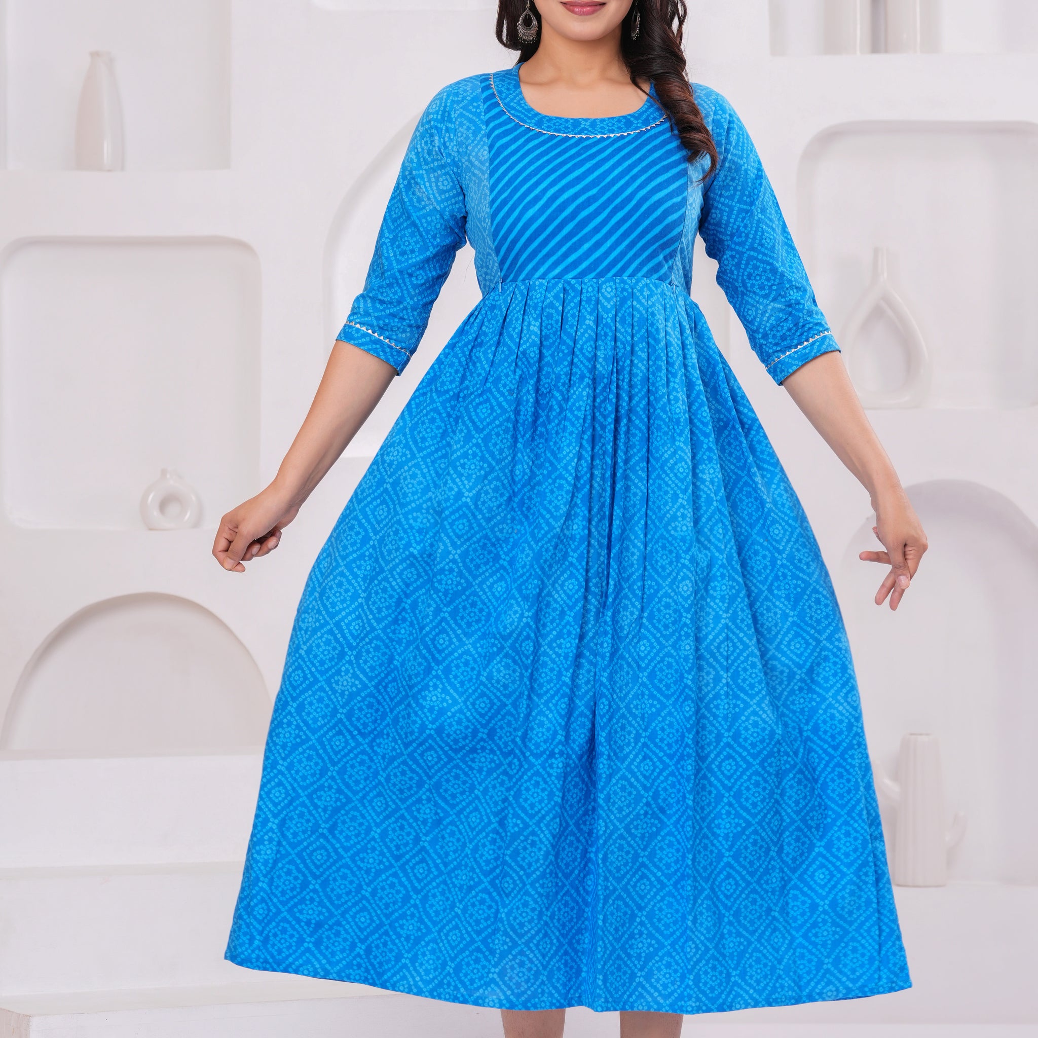 Elegant Blue Printed Maternity Dress – Comfort Meets Style