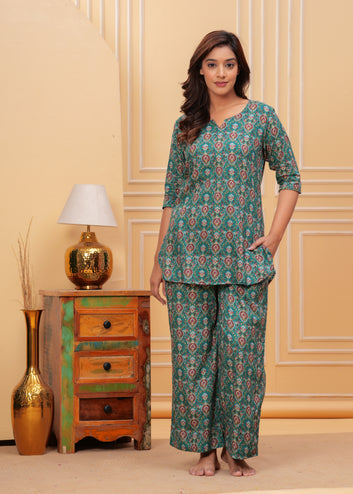 Emerald Floral Tile Print Co-ord Set – 3/4 Sleeve Top & Wide-Leg Pants