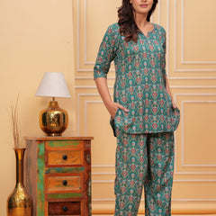 Emerald Floral Tile Print Co-ord Set – 3/4 Sleeve Top & Wide-Leg Pants